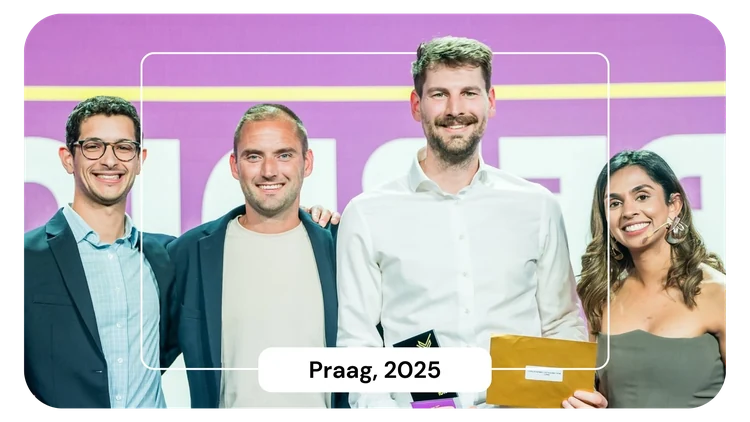 Het team van PaperDigits op het podium in Praag